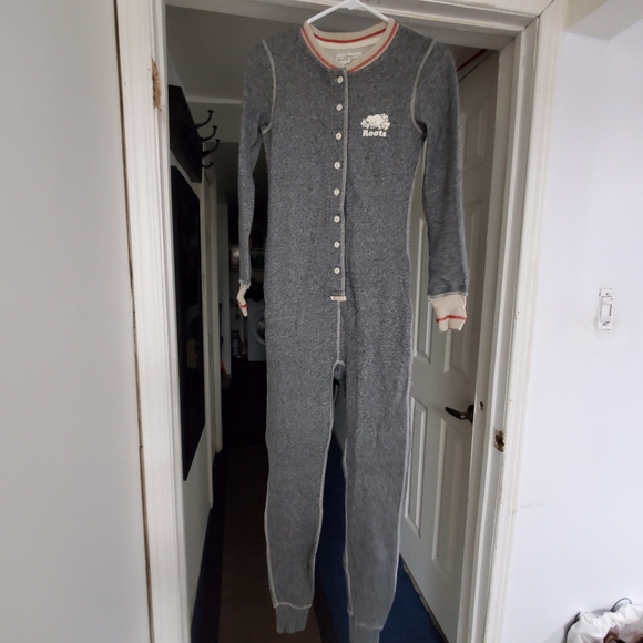 Roots Gray Women's Jumpsuit - Picture 4 of 7